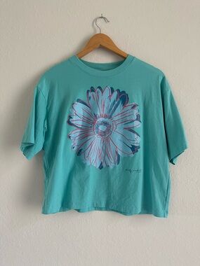 Uniqlo Turquoise Floral Graphic Short Sleeve Tee